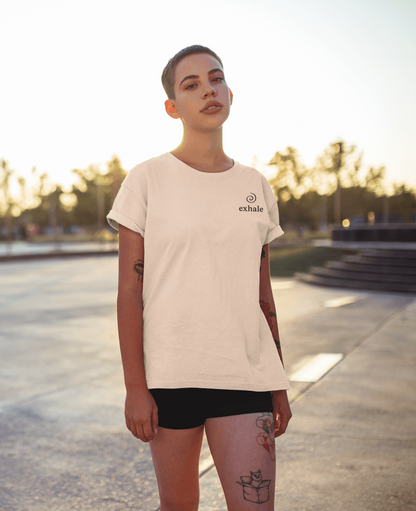 exhale_female_model_front_peach