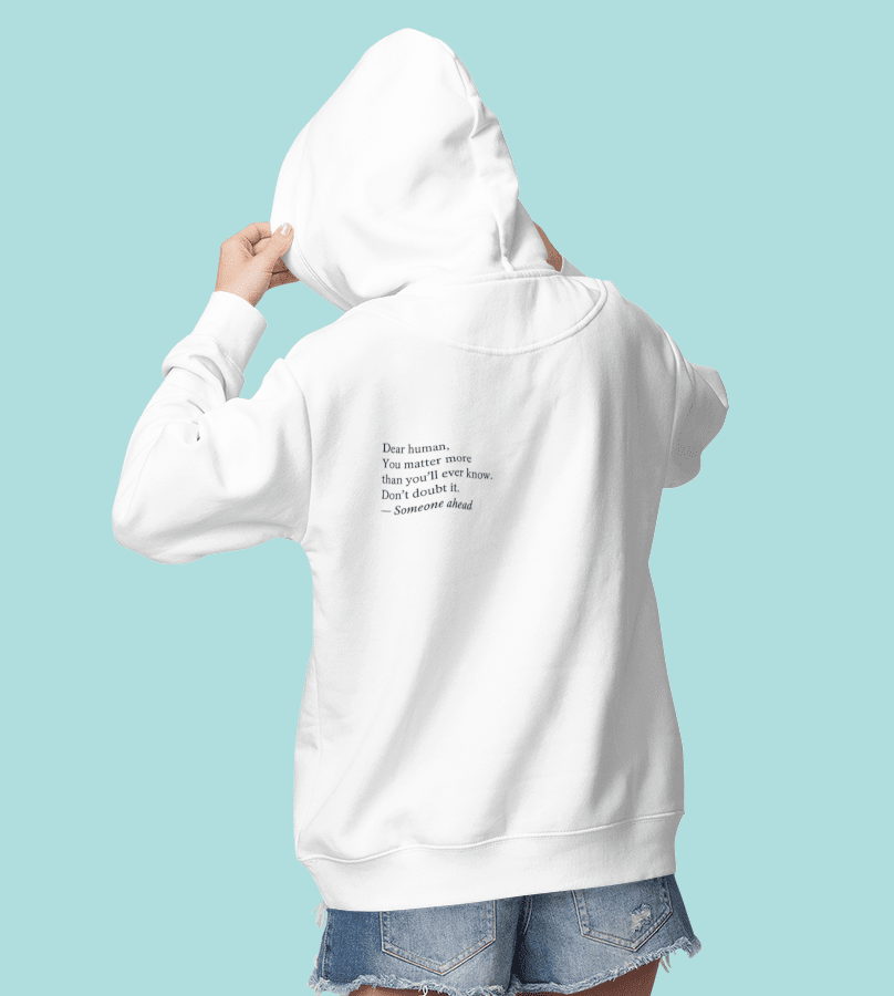 hello_human_female_model_white_zoom_1