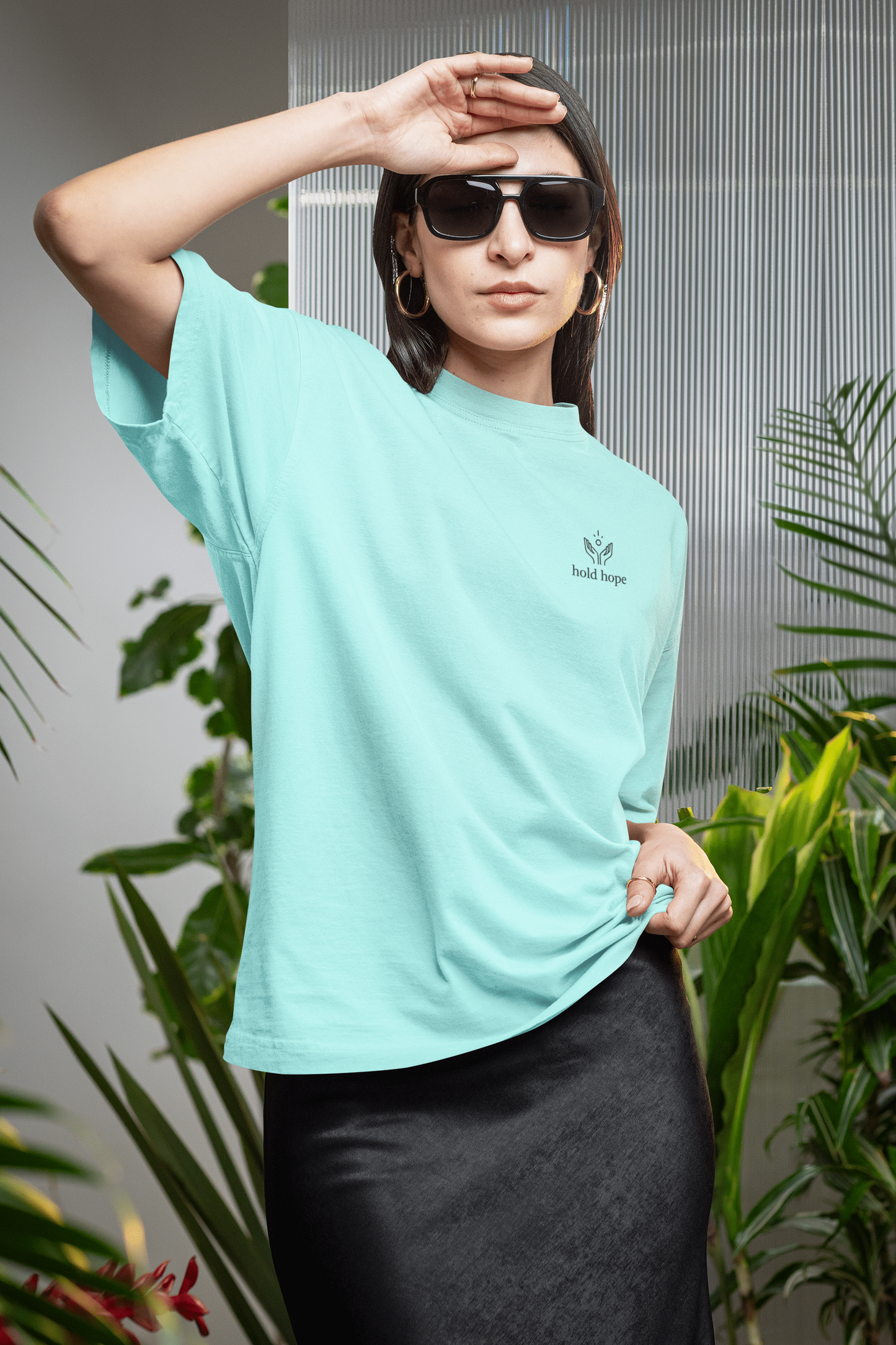 hold_hope_female_model_front_mint